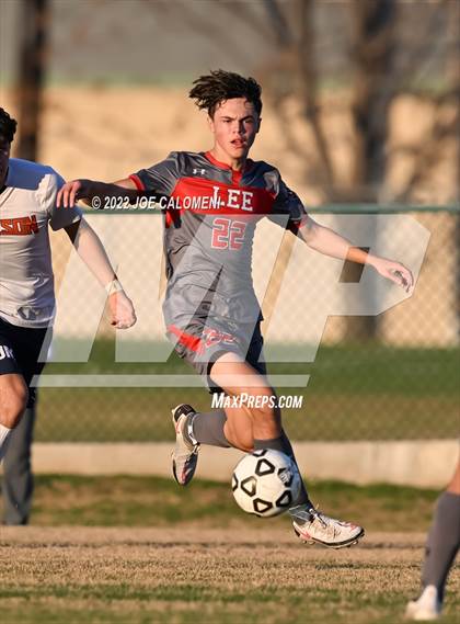 Thumbnail 3 in Lee vs Madison photogallery.