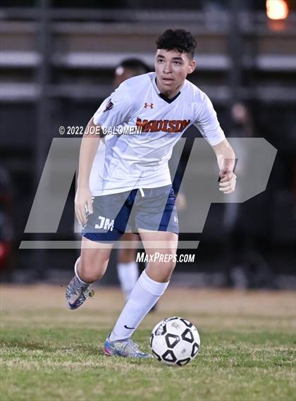 Thumbnail 1 in Lee vs Madison photogallery.