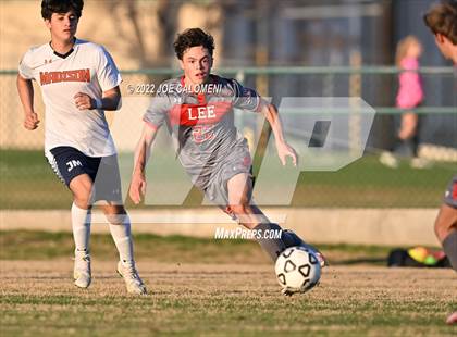 Thumbnail 3 in Lee vs Madison photogallery.