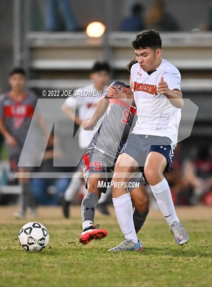 Thumbnail 2 in Lee vs Madison photogallery.