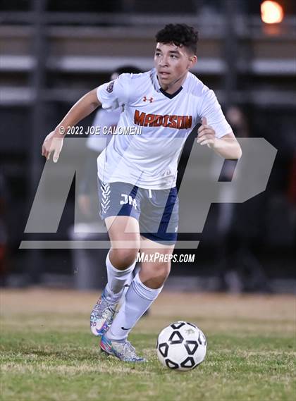 Thumbnail 2 in Lee vs Madison photogallery.