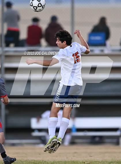 Thumbnail 2 in Lee vs Madison photogallery.
