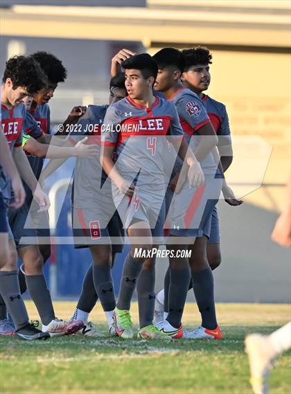 Thumbnail 2 in Lee vs Madison photogallery.