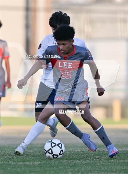 Thumbnail 2 in Lee vs Madison photogallery.