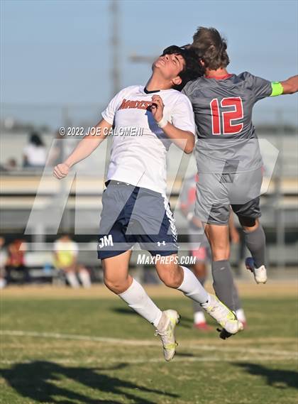 Thumbnail 1 in Lee vs Madison photogallery.