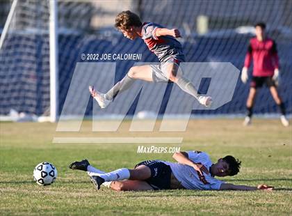 Thumbnail 2 in Lee vs Madison photogallery.