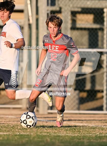 Thumbnail 1 in Lee vs Madison photogallery.