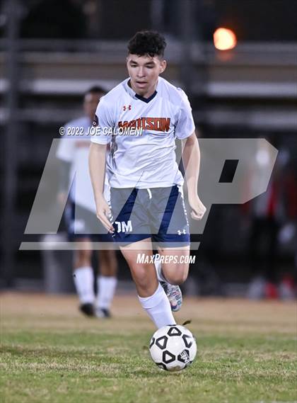 Thumbnail 3 in Lee vs Madison photogallery.