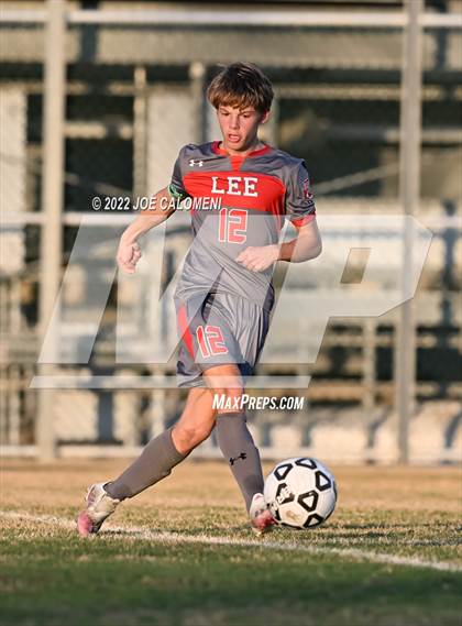 Thumbnail 3 in Lee vs Madison photogallery.