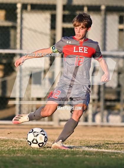 Thumbnail 1 in Lee vs Madison photogallery.