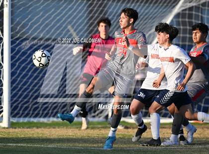 Thumbnail 2 in Lee vs Madison photogallery.