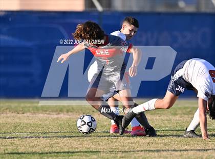 Thumbnail 3 in Lee vs Madison photogallery.
