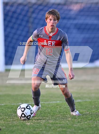Thumbnail 2 in Lee vs Madison photogallery.
