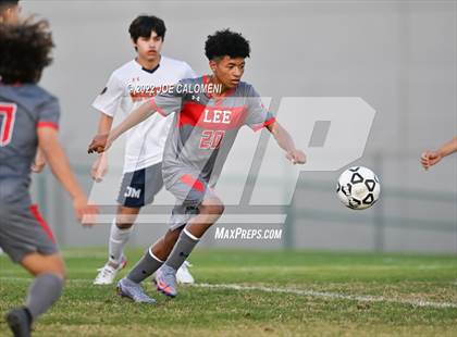 Thumbnail 1 in Lee vs Madison photogallery.