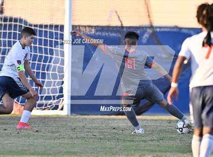 Thumbnail 3 in Lee vs Madison photogallery.
