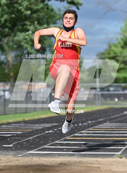 Thumbnail 2 in Williamsville East @ Hamburg photogallery.