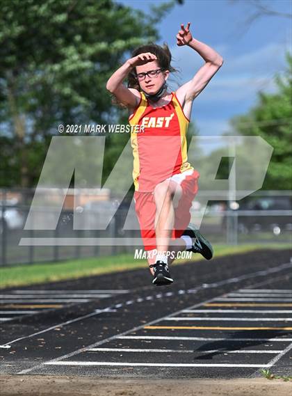 Thumbnail 2 in Williamsville East @ Hamburg photogallery.