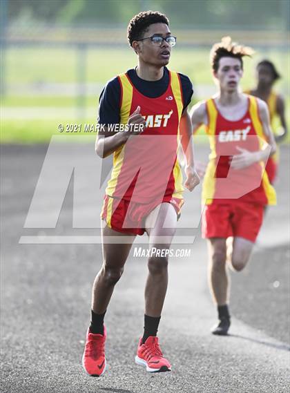 Thumbnail 2 in Williamsville East @ Hamburg photogallery.