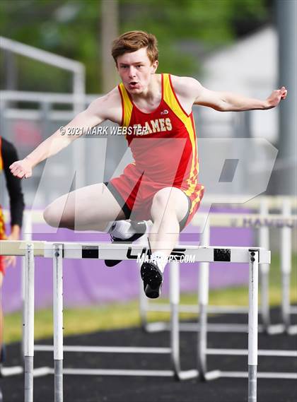 Thumbnail 1 in Williamsville East @ Hamburg photogallery.