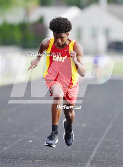 Thumbnail 1 in Williamsville East @ Hamburg photogallery.