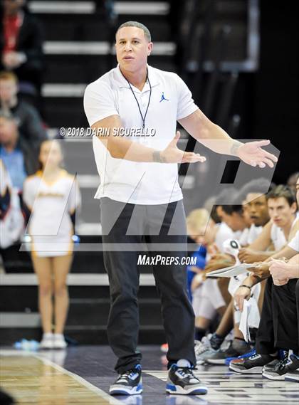 Thumbnail 2 in Salpointe Catholic vs. Shadow Mountain (AIA 4A Final) photogallery.