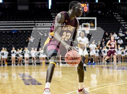 Thumbnail 1 in Salpointe Catholic vs. Shadow Mountain (AIA 4A Final) photogallery.