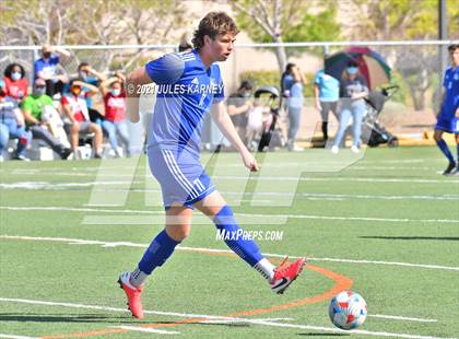 Thumbnail 3 in Bishop Gorman vs Equipo Academy photogallery.