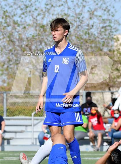 Thumbnail 1 in Bishop Gorman vs Equipo Academy photogallery.