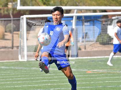 Thumbnail 1 in Bishop Gorman vs Equipo Academy photogallery.