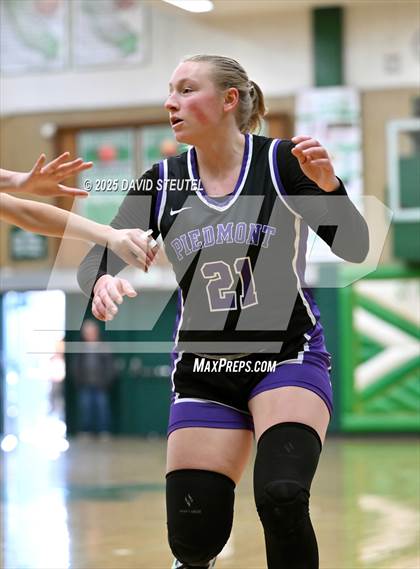 Thumbnail 1 in Piedmont vs. Menlo School (St. Mary's MLK Classic) photogallery.