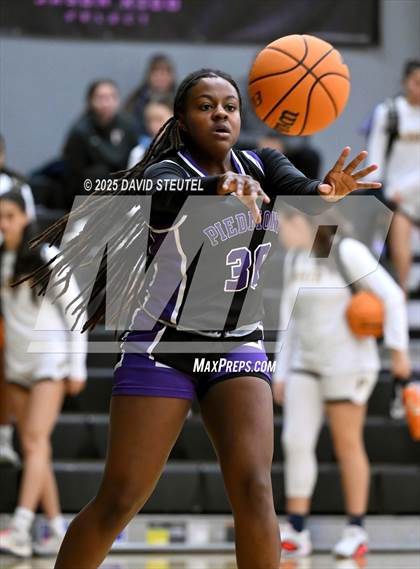 Thumbnail 3 in Piedmont vs. Menlo School (St. Mary's MLK Classic) photogallery.