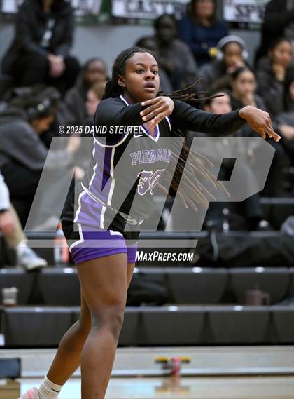 Thumbnail 3 in Piedmont vs. Menlo School (St. Mary's MLK Classic) photogallery.