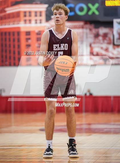 Thumbnail 2 in Boulder City vs. Elko (NIAA Class 3A State Boys Final) photogallery.
