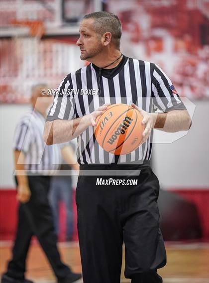 Thumbnail 2 in Boulder City vs. Elko (NIAA Class 3A State Boys Final) photogallery.