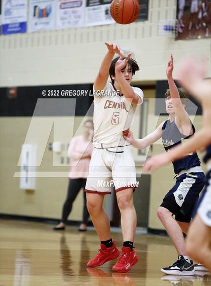 Thumbnail 2 in Keller vs Keller Central photogallery.