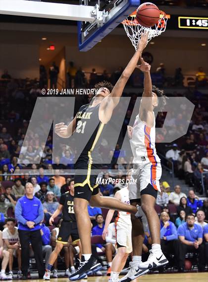 Thumbnail 2 in Clark vs. Bishop Gorman (NIAA 4A Final) photogallery.