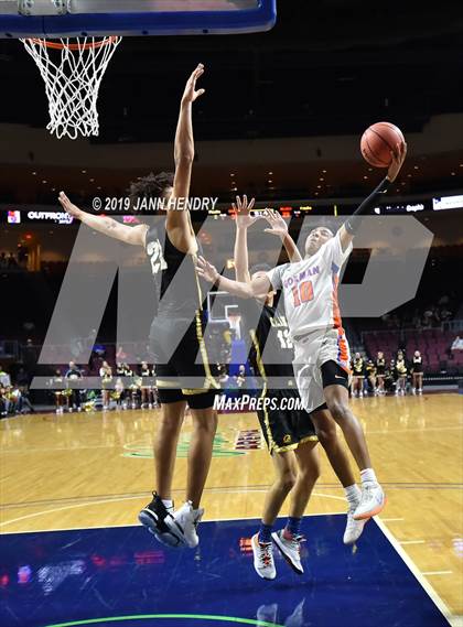 Thumbnail 2 in Clark vs. Bishop Gorman (NIAA 4A Final) photogallery.