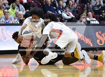 Thumbnail 3 in Clark vs. Bishop Gorman (NIAA 4A Final) photogallery.