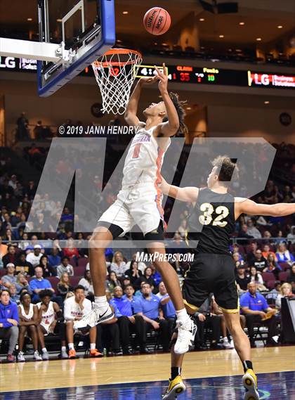 Thumbnail 2 in Clark vs. Bishop Gorman (NIAA 4A Final) photogallery.