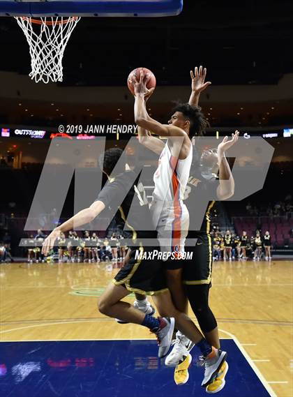 Thumbnail 3 in Clark vs. Bishop Gorman (NIAA 4A Final) photogallery.