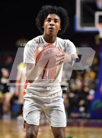 Thumbnail 2 in Clark vs. Bishop Gorman (NIAA 4A Final) photogallery.