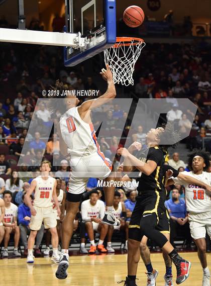 Thumbnail 2 in Clark vs. Bishop Gorman (NIAA 4A Final) photogallery.