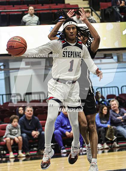 Thumbnail 2 in Archbishop Stepinac vs. Eagle Academy II (Public vs Catholic Hoops Showdown) photogallery.