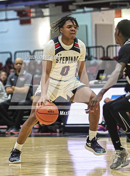 Thumbnail 1 in Archbishop Stepinac vs. Eagle Academy II (Public vs Catholic Hoops Showdown) photogallery.