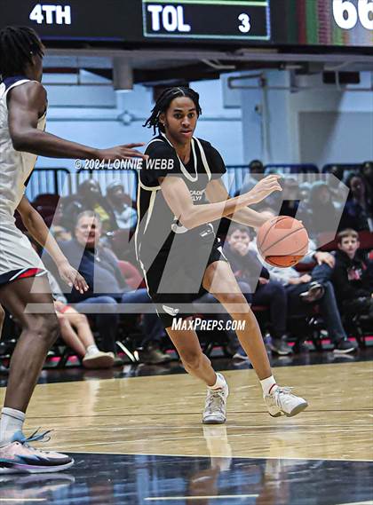 Thumbnail 3 in Archbishop Stepinac vs. Eagle Academy II (Public vs Catholic Hoops Showdown) photogallery.