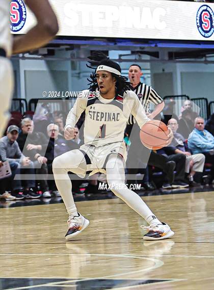 Thumbnail 1 in Archbishop Stepinac vs. Eagle Academy II (Public vs Catholic Hoops Showdown) photogallery.