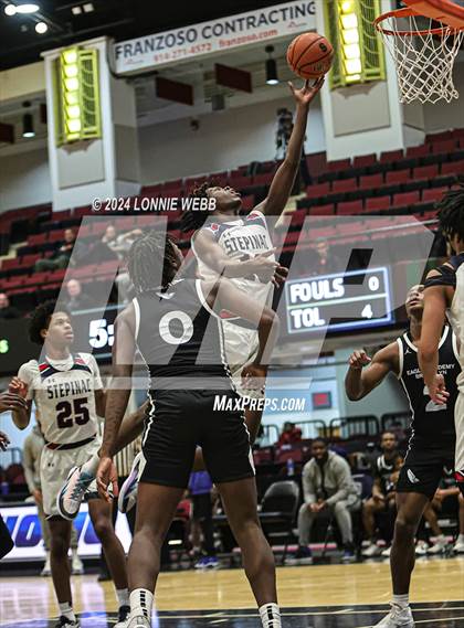 Thumbnail 2 in Archbishop Stepinac vs. Eagle Academy II (Public vs Catholic Hoops Showdown) photogallery.