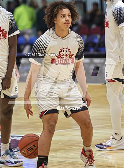 Thumbnail 1 in Archbishop Stepinac vs. Eagle Academy II (Public vs Catholic Hoops Showdown) photogallery.