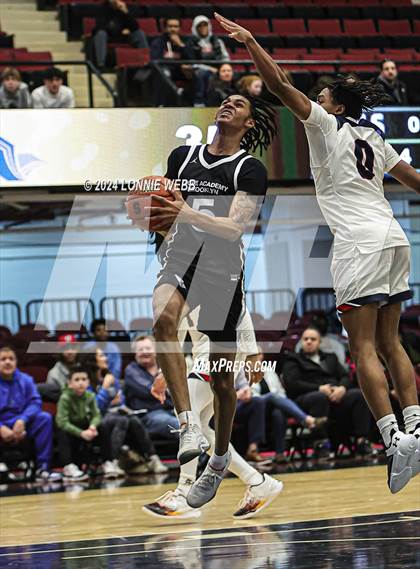 Thumbnail 3 in Archbishop Stepinac vs. Eagle Academy II (Public vs Catholic Hoops Showdown) photogallery.