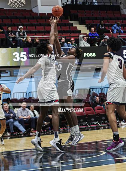Thumbnail 2 in Archbishop Stepinac vs. Eagle Academy II (Public vs Catholic Hoops Showdown) photogallery.